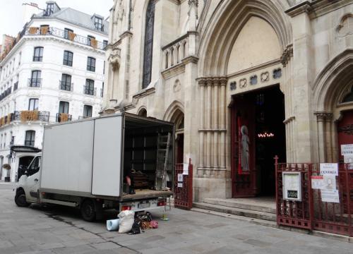 Konfesjonał w&nbsp;Kościele Saint Eugene Sainte Cecile w&nbsp;Paryżu